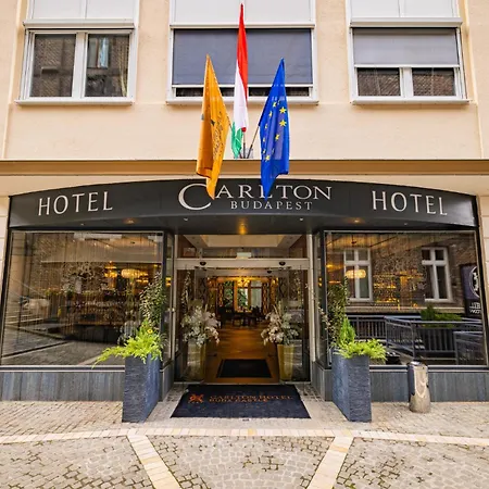 Carlton Buda Castle מלון