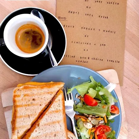 Διαμέρισμα Szekely Near Deak Ferenc Square With Free Parking In Garage Βουδαπέστη