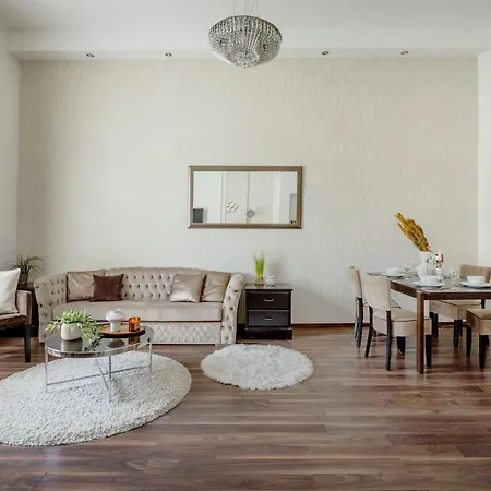 Luxe 2br With View On The St Stephen Road * Budapešť
