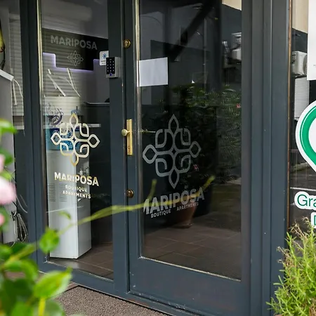Mariposa Apartman *