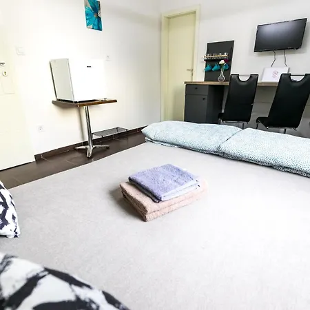 Apartman Mariposa *