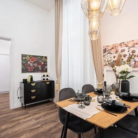 Apartment Blue Velvet Luxury *
