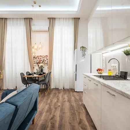 Blue Velvet Luxury * Budapest