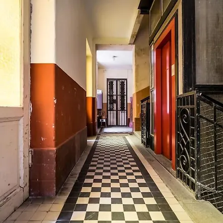 Dessy Downtown * Budapest