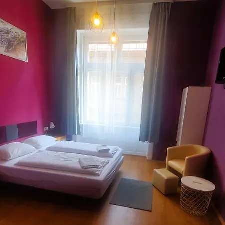 Treestyle Deluxe Bed & Breakfast Budapest