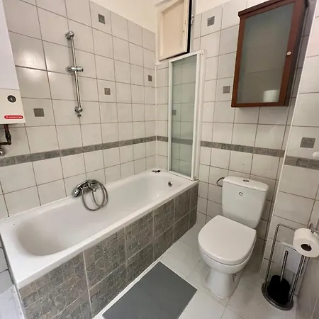 Minimalistic & In Heart Street Apartmán Budapešť