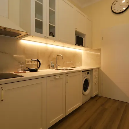 Berkocsis Budapest