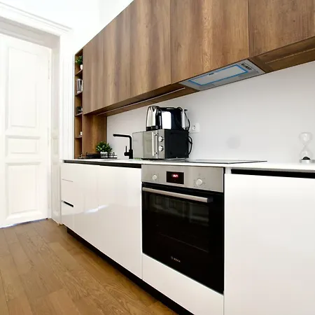 Premium By Hi5- Jozsef Koerut Apartment *