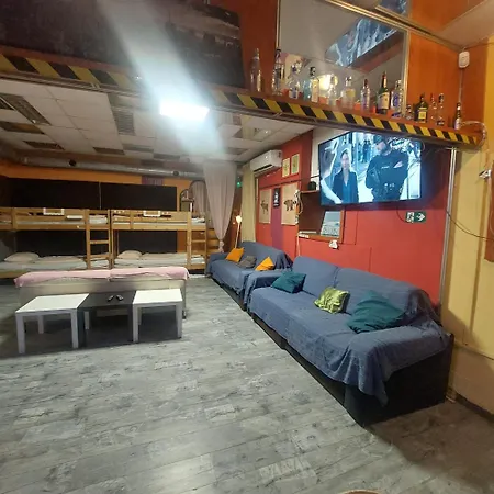 Apartment Whole Basement Former Pub2 For Stag Do, Men's Cave
