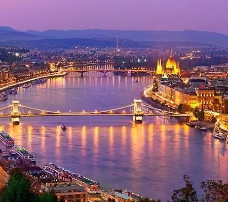 Euro Buda House *