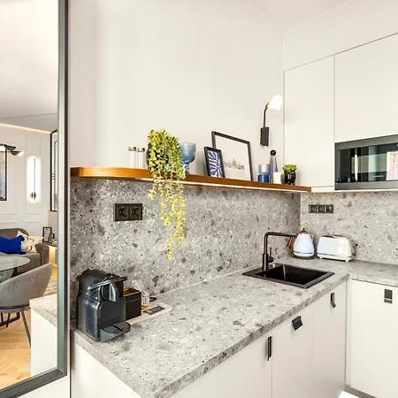 Andrassy 7 Premium Apartment *