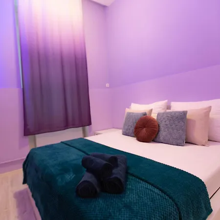 Diamond Lux - 5 Rooms, 2 Bathrooms
