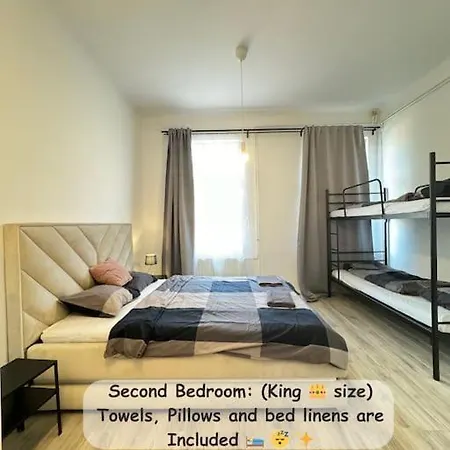 Apartment Newly New York Designed 3 Bedroom *
