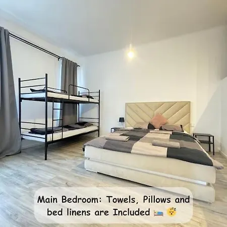 Newly New York Designed 3 Bedroom Apartment