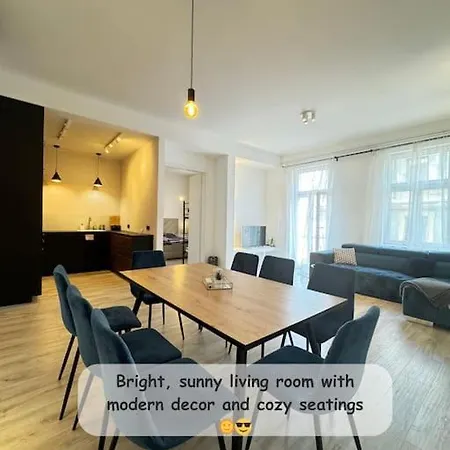 Newly New York Designed 3 Bedroom Apartment Budapest