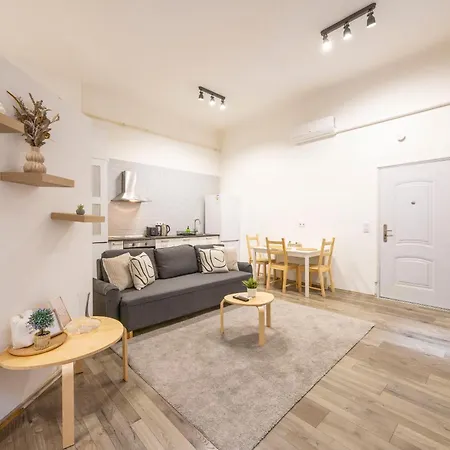 & Cozy Superior Terez Boulevard Apartment *