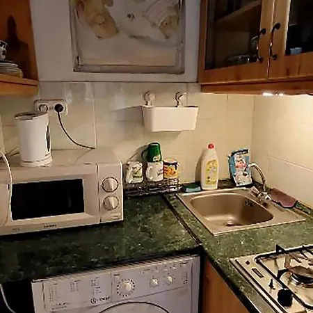 Downtown Cozy Private Studio For 1-2 People Budapest