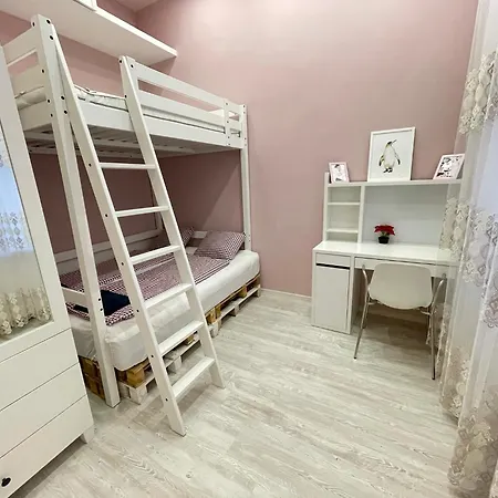 Sapphire - 5 Rooms, 2 Bathrooms * Budapest