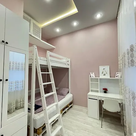Sapphire - 5 Rooms, 2 Bathrooms Apartment *