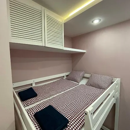Sapphire - 5 Rooms, 2 Bathrooms * Budapest