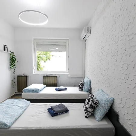 Mariposa Budapest
