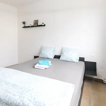 Mariposa Apartman *