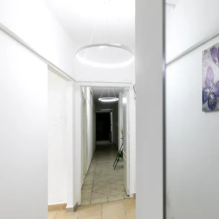 Mariposa Budapest