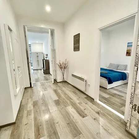 Apartment Relax With 2 Bedroom, 2 Bathroom For 6 People In The Centre Free Coffee Budapest