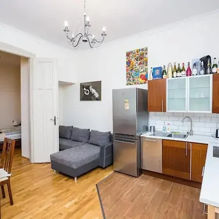 Big Flat In Heart Of With Ac