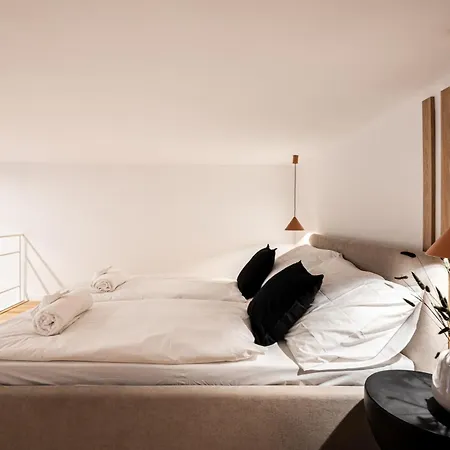 K22 - Kertesz Cozy Retreat - Location By Bqa Apartment