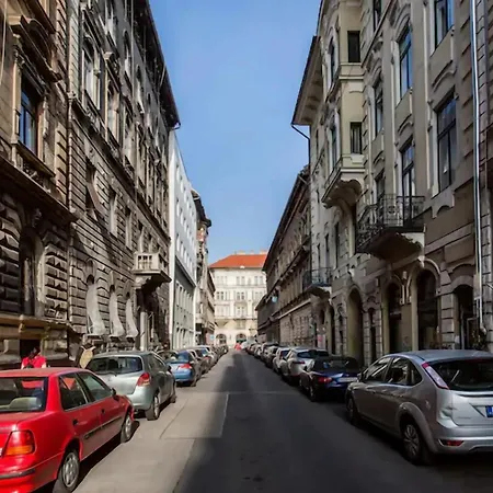 Apartment Chic Central Budapest