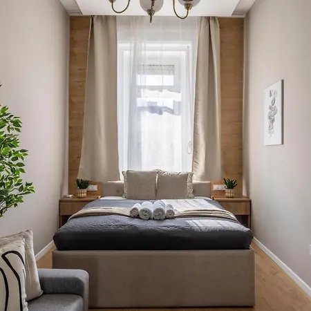 Exclusive N' Spacious Elizabeth Apartment *