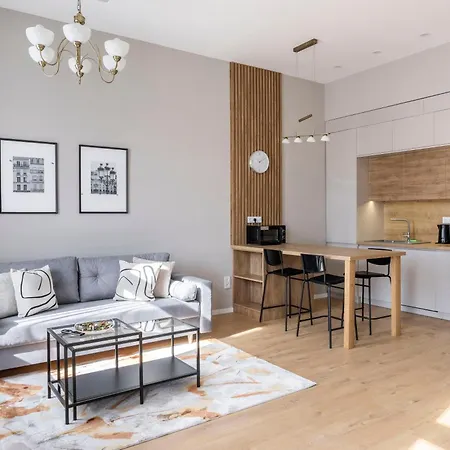 Apartment Exclusive N' Spacious Elizabeth *