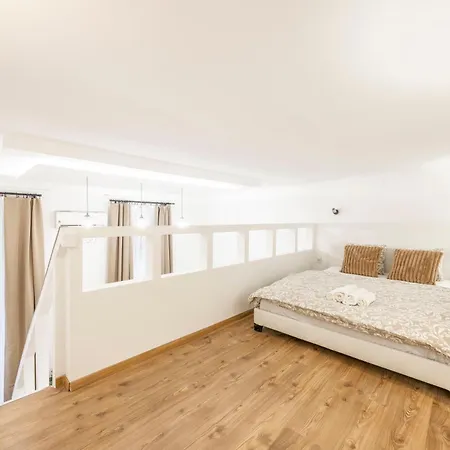Charming Grand In The Heart Of *