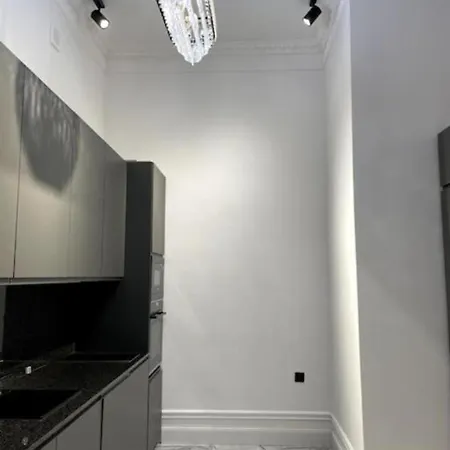 Premium Luxury Near Basilica *
