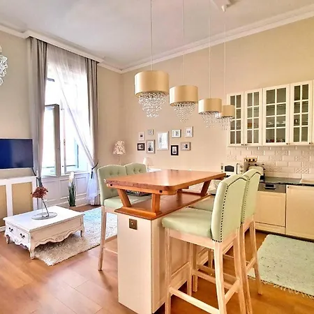 Apartment Nyugati Premium *