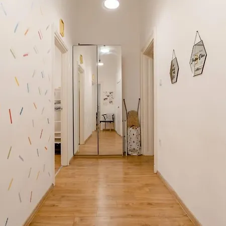 Lovely Flat In The Heart Of Apartment