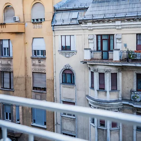 Apartamento Pannonia View Delight *