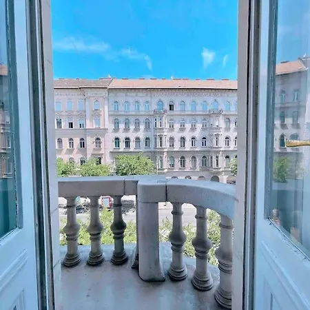 Apartament 5 Downtown Vintage With Balcony Budapesta