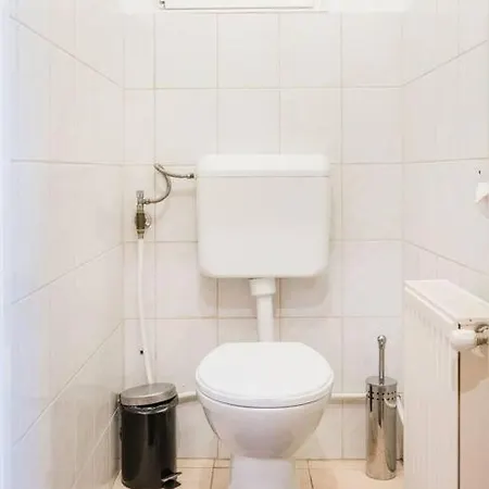 Apartment Secluded Spacious Oasis-best Location In Downtown Budapest