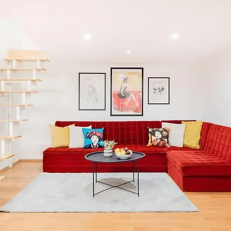 Secluded Spacious Oasis-best Location In Downtown * Budapest