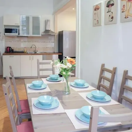 Apartamento Elegant Nearby The Central Market Hall