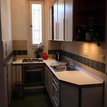 Apartment Akacfa Living