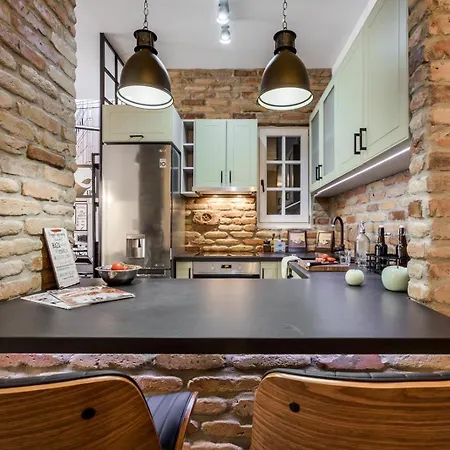 Ujlipotvaros Pearl Apartmán *