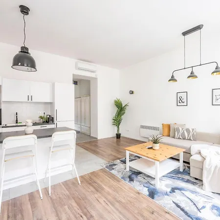 Apartment Charming & Cozy 1bedrm Budapest