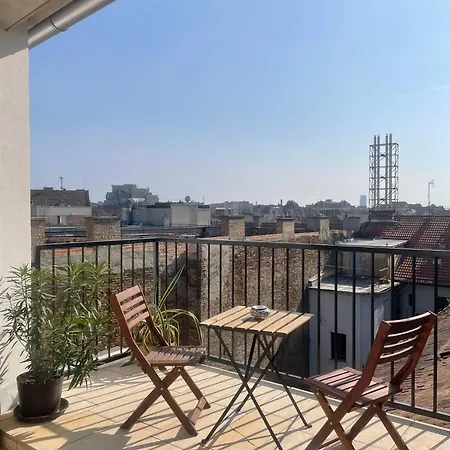 Apartment Stylish Apartment, Floor With Private Terrace *
