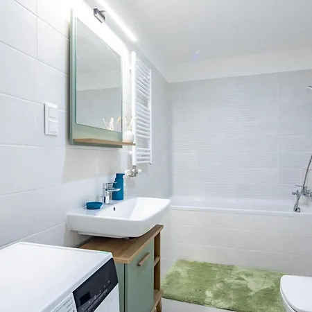 Apartamento - Balcony - Brand New - Sunny