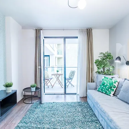 Very - Free Parking - Balcony *