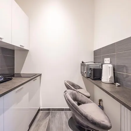 Apartment Exclusive & Grand W' 4bedrm, 3bathrm