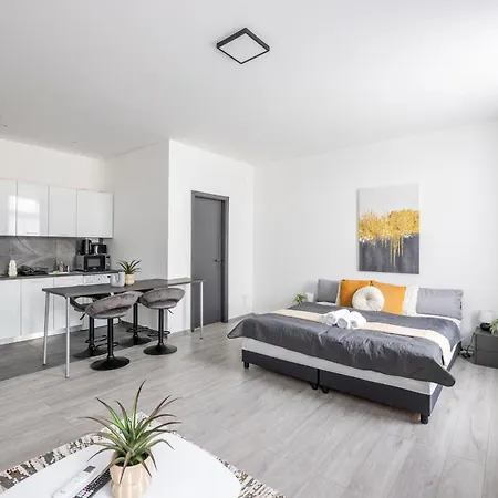 Apartment Exclusive & Grand W' 4bedrm, 3bathrm Budapest